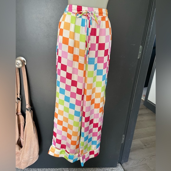 Show Me Your MuMu Women’s XS Rainbow Checkered Pajama Set long sleeve and pants - Picture 4 of 8